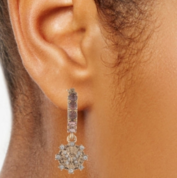 NWT Marchesa Gold-Tone Pave Butterfly Charm Pink Crystal Hoop Earrings - Picture 4 of 6